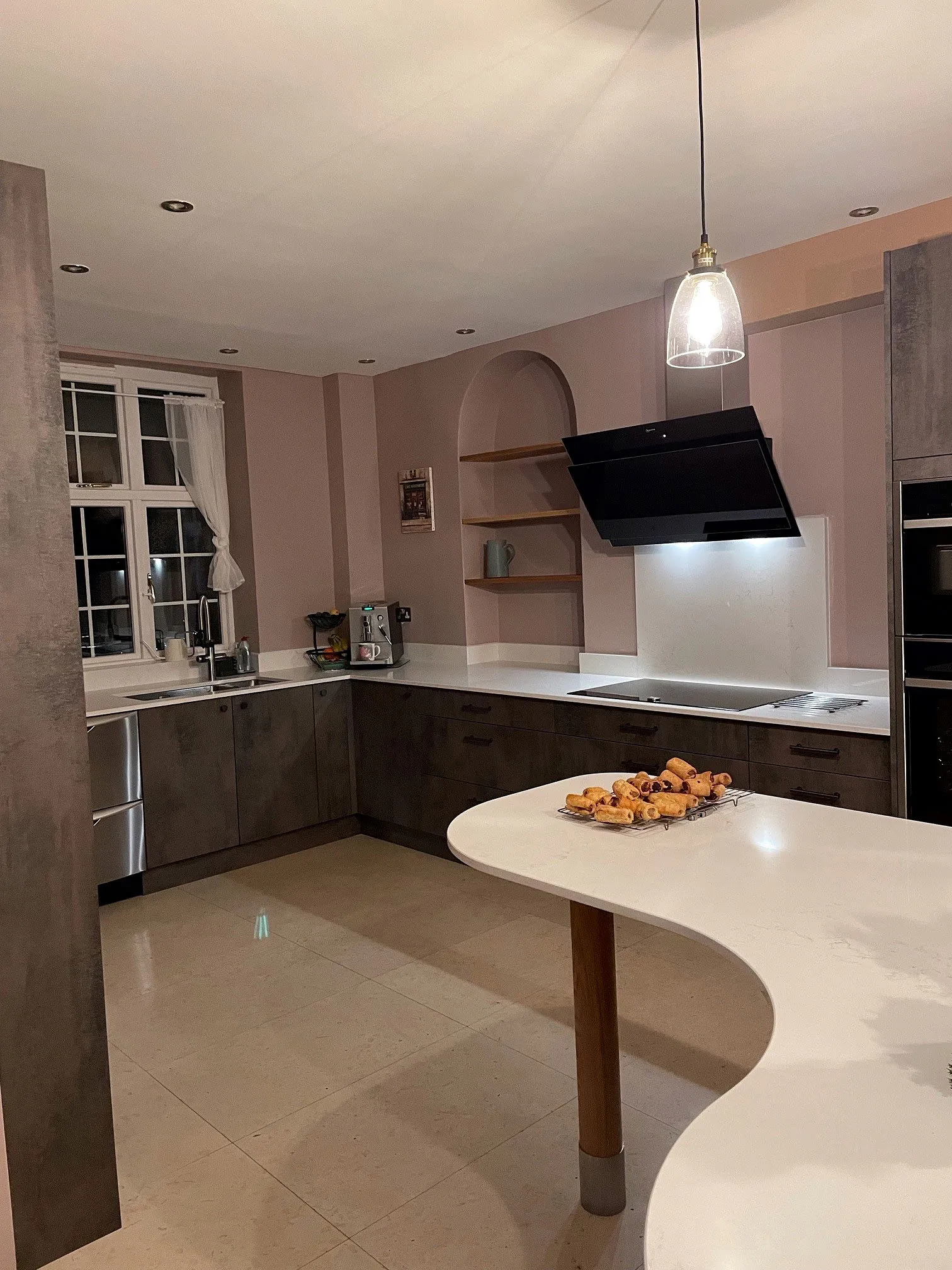 Designing Fitted Kitchens