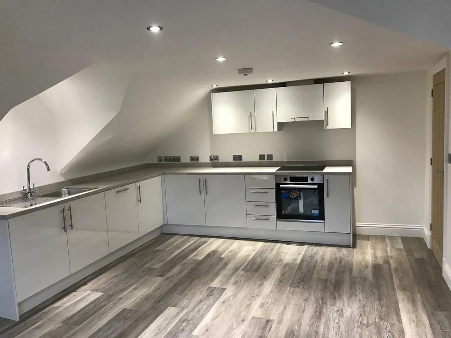 Designing Fitted Kitchens